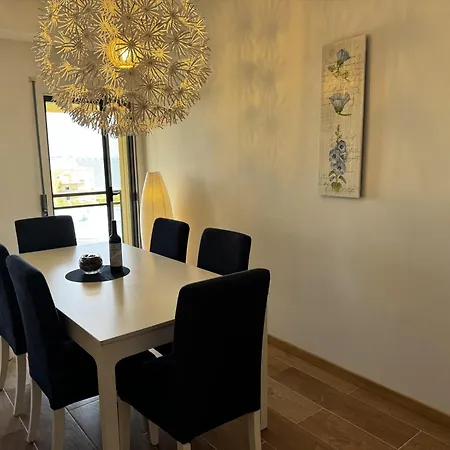 אכסניה Tejo Balcony Expo *